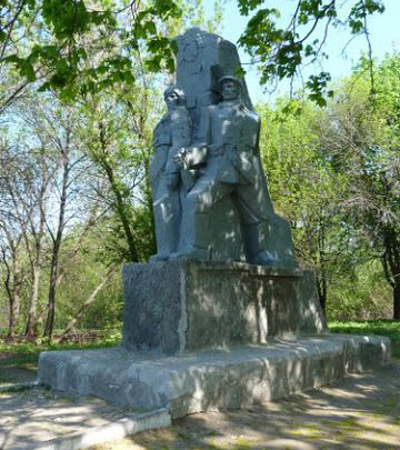 Памятник героям Гражданской войны в Анне